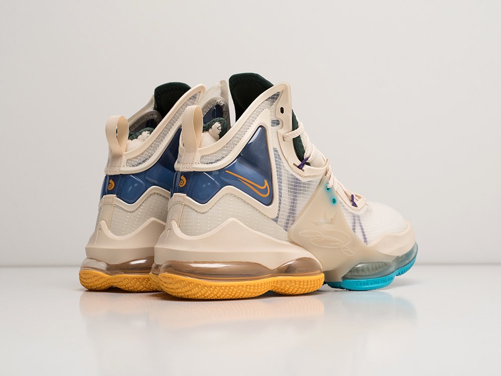 Кроссовки Nike Lebron XIX