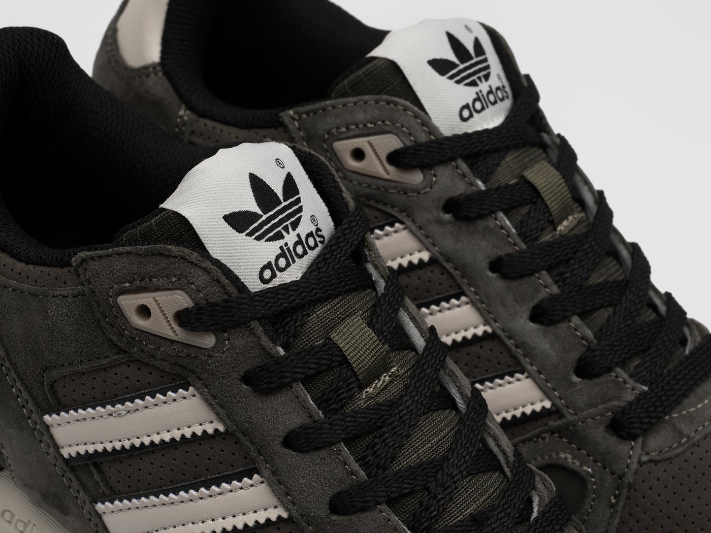 Кроссовки Adidas ZX 750