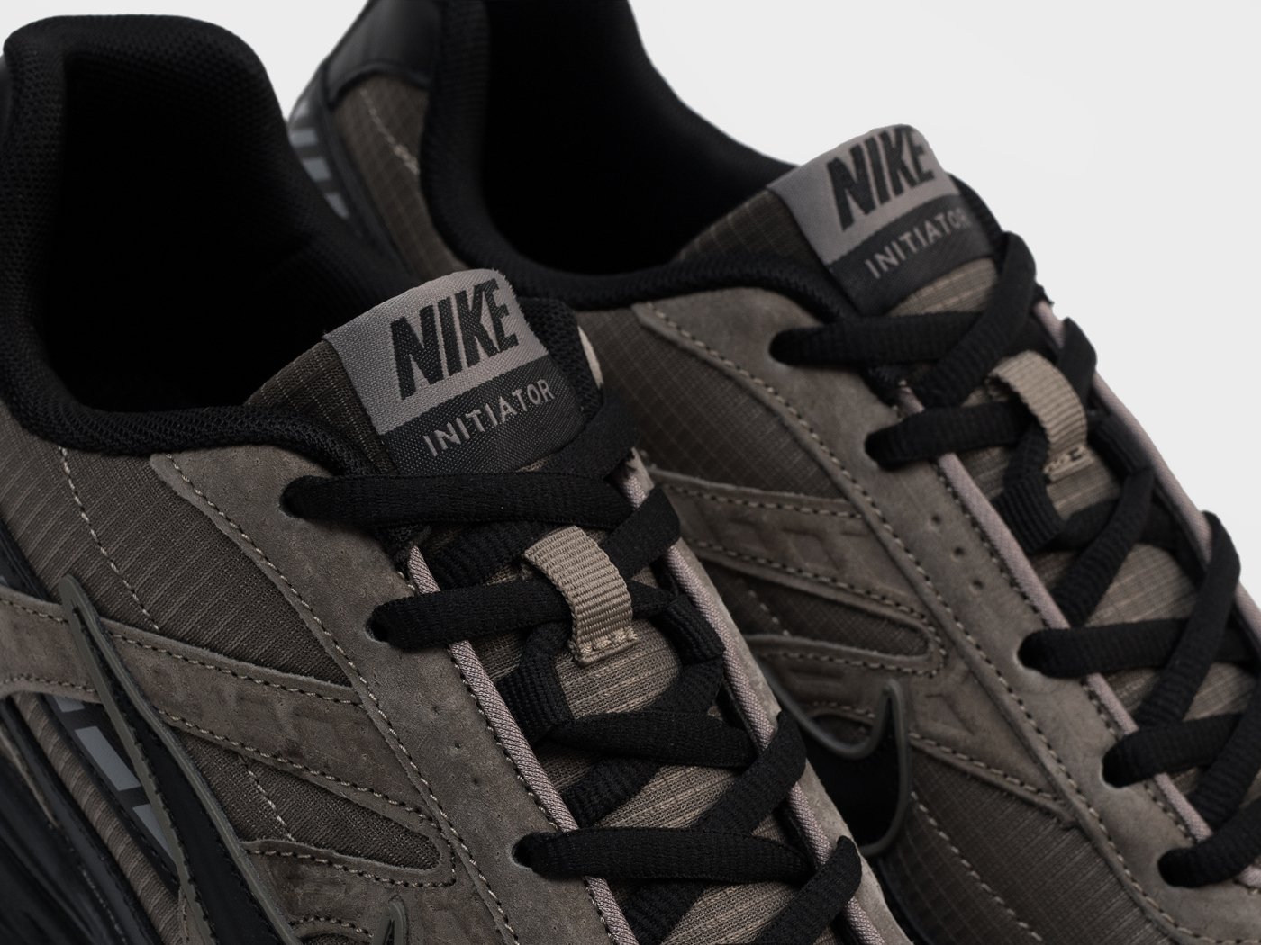 Кроссовки Nike Initiator
