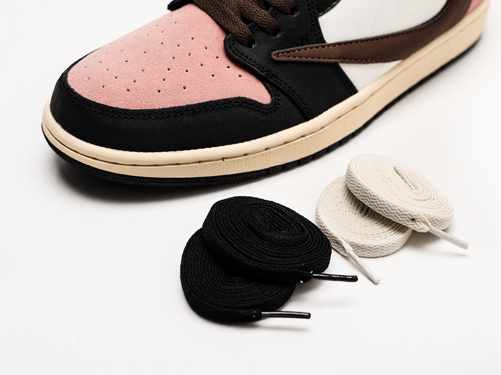 Кроссовки Nike Air Jordan 1 Low x Travis Scott