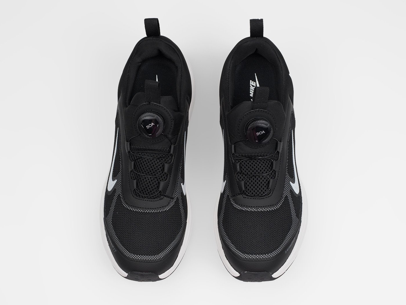 Кроссовки Nike