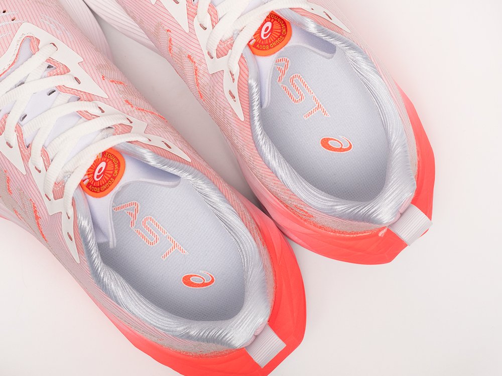 Кроссовки Asics Novablast 4