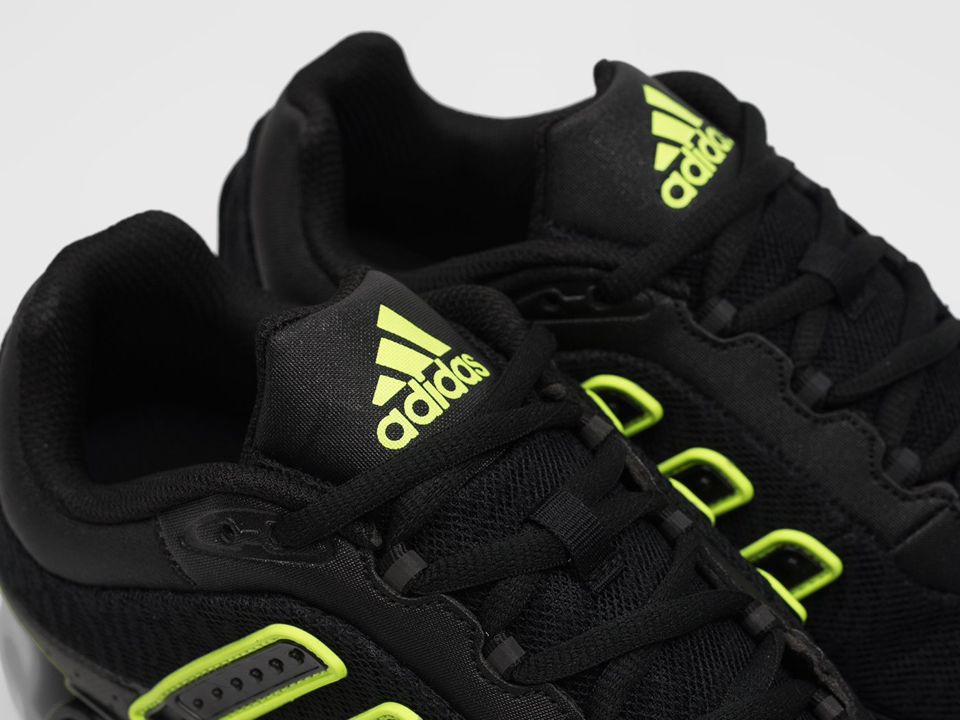 Кроссовки Adidas Megaride Pro