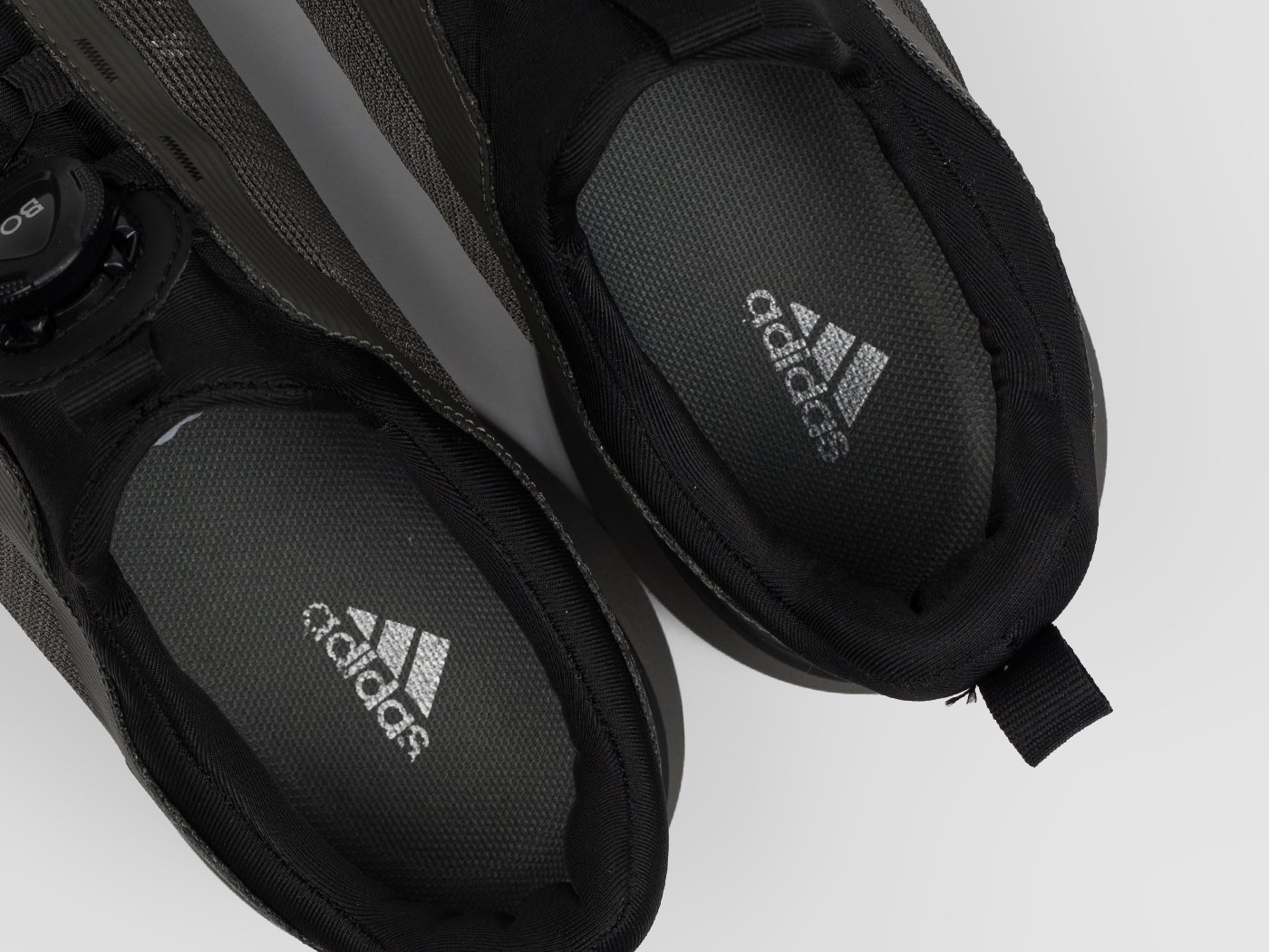 Кроссовки Adidas