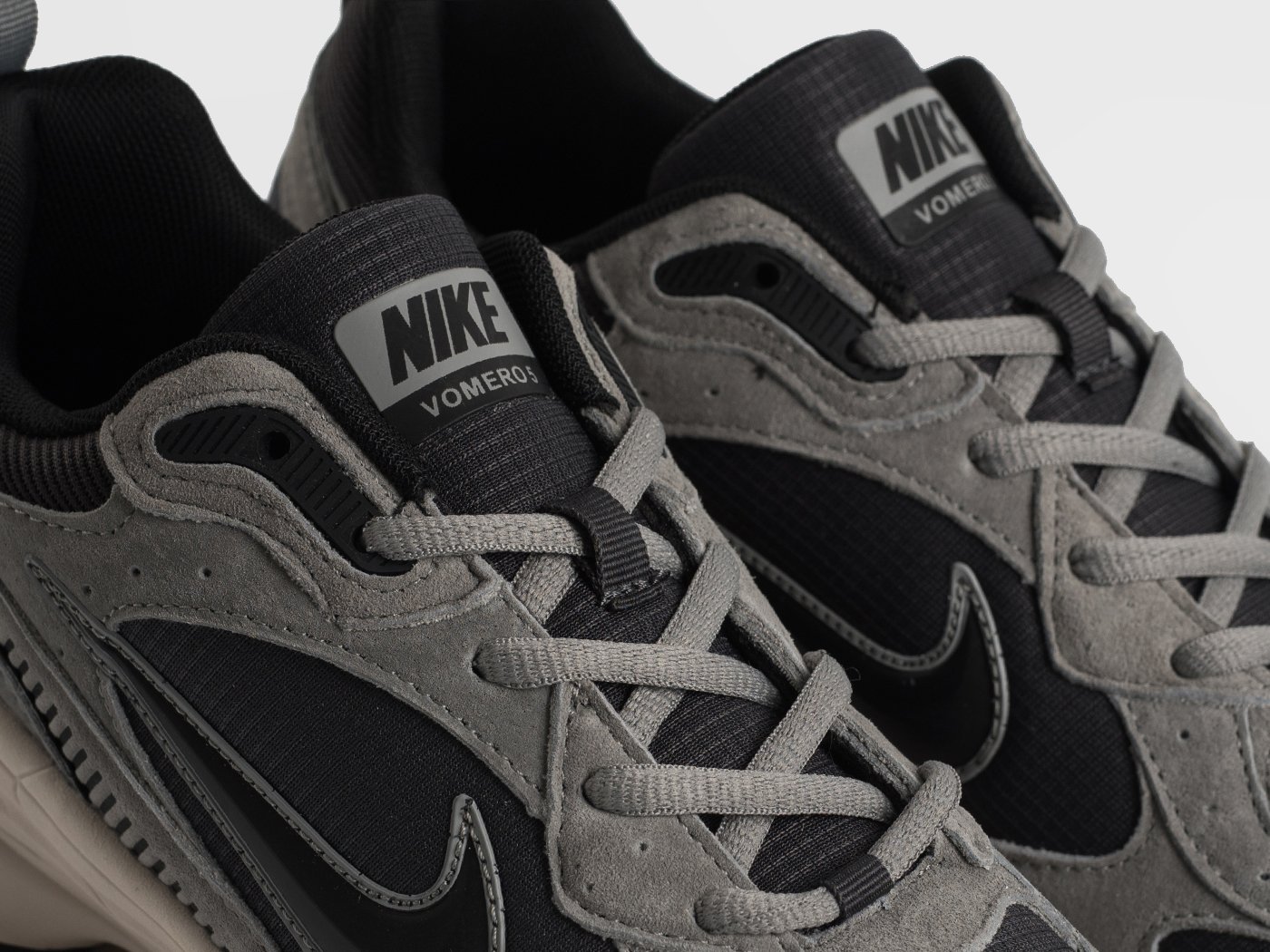 Кроссовки Nike