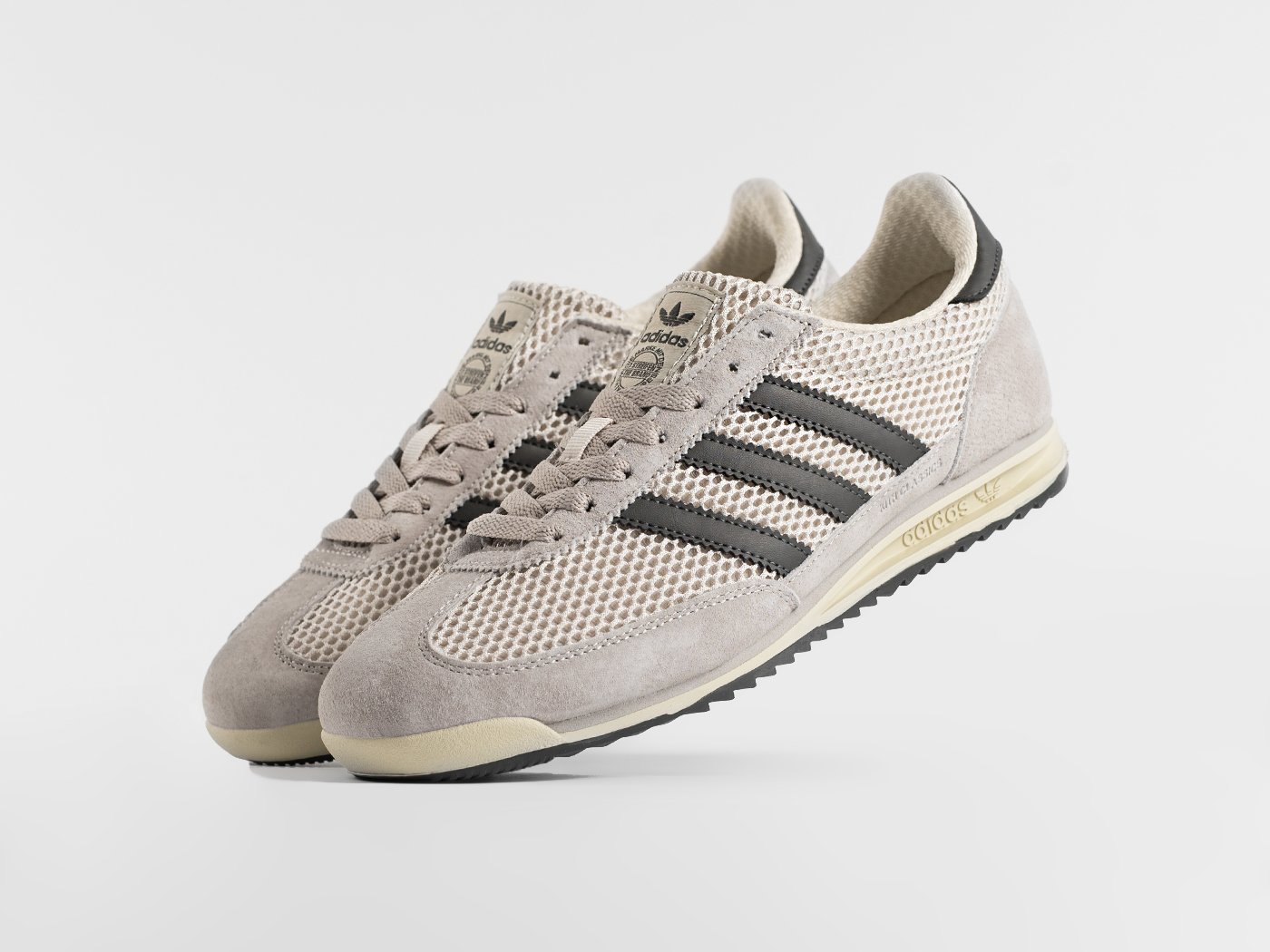 Кроссовки Wales Bonner X Adidas SL 76