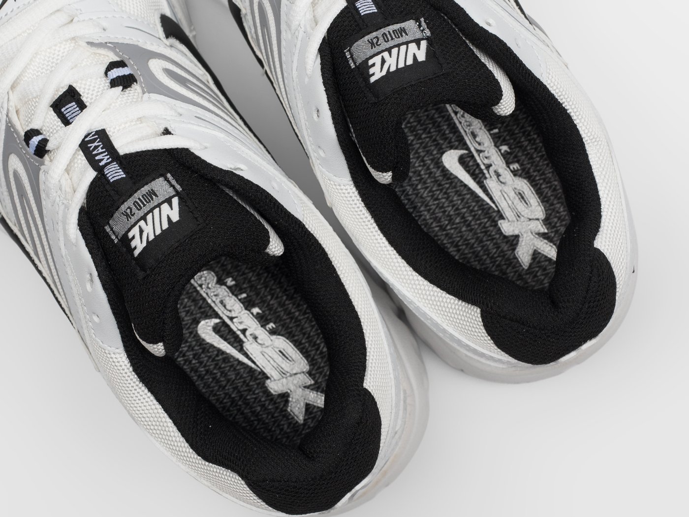 Кроссовки Nike