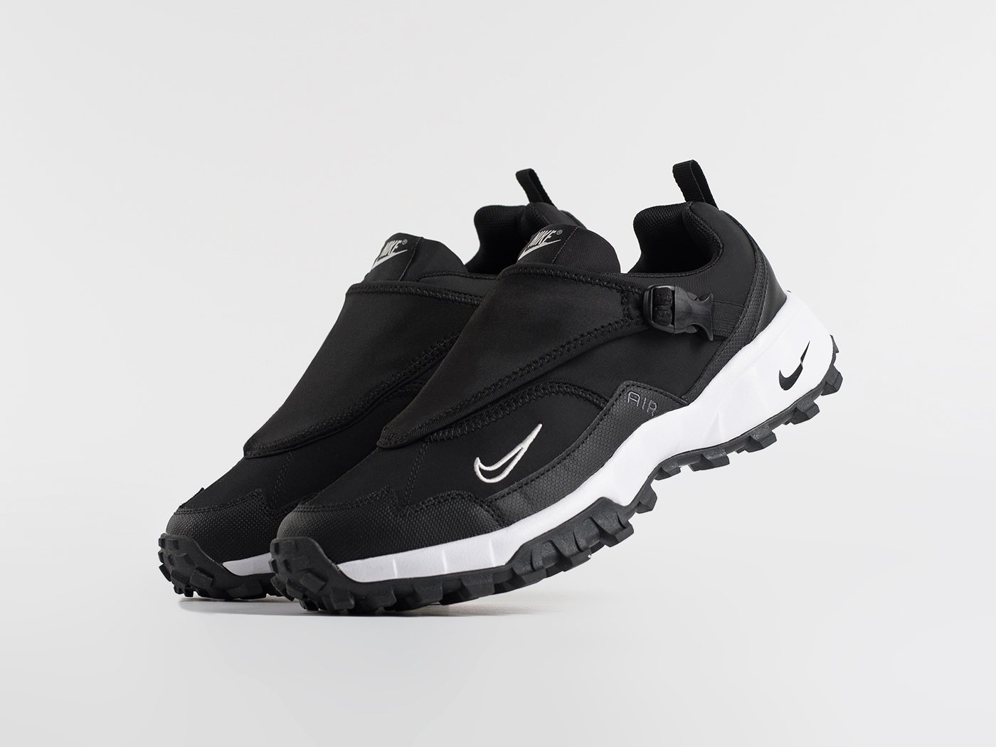 Кроссовки Nike ACG Phassad