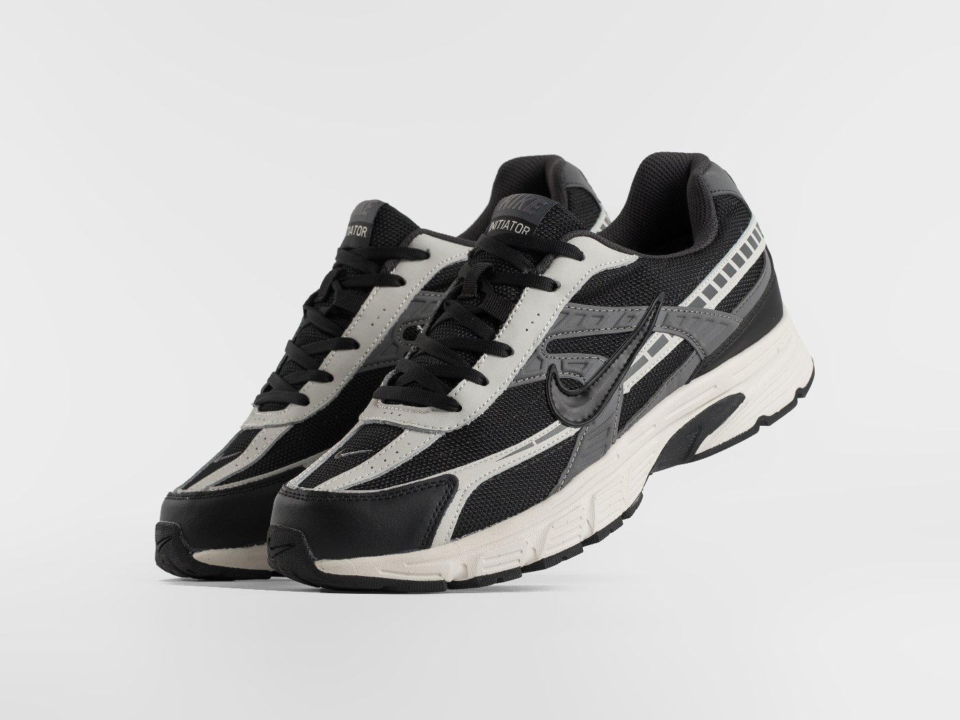 Кроссовки Nike Initiator