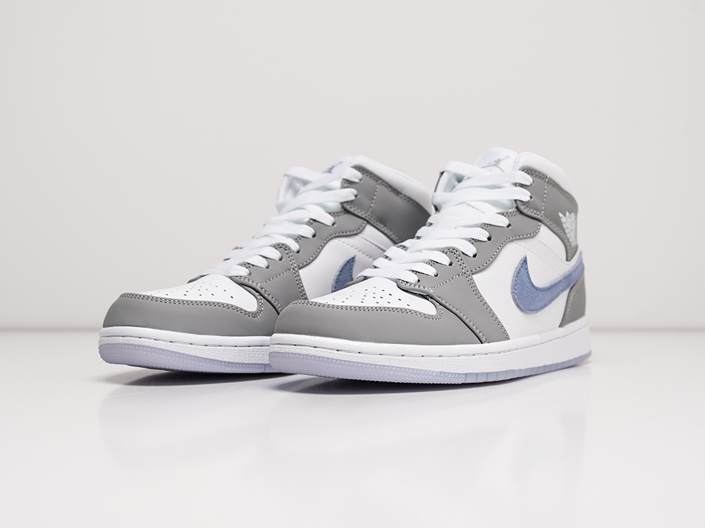 Кроссовки Nike Air Jordan 1 Mid