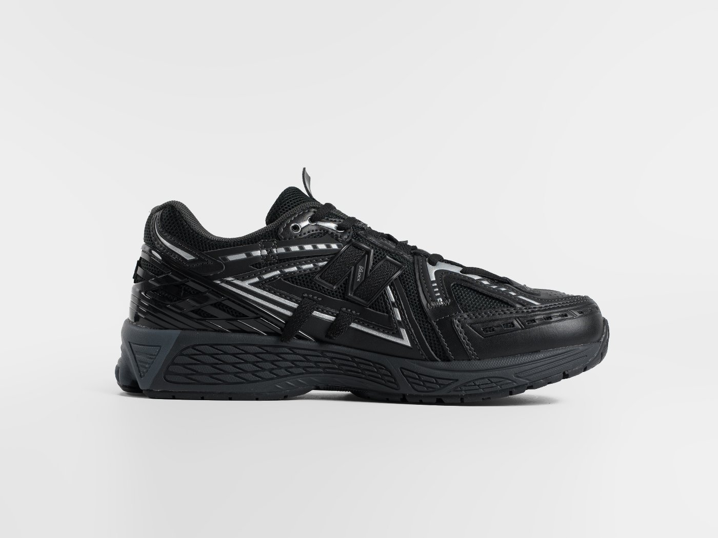 Кроссовки New Balance 1906A