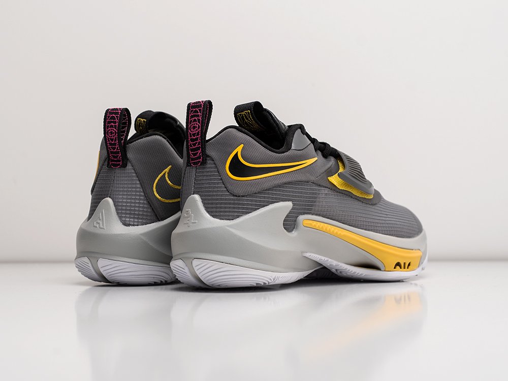 Кроссовки Nike Zoom Freak 3