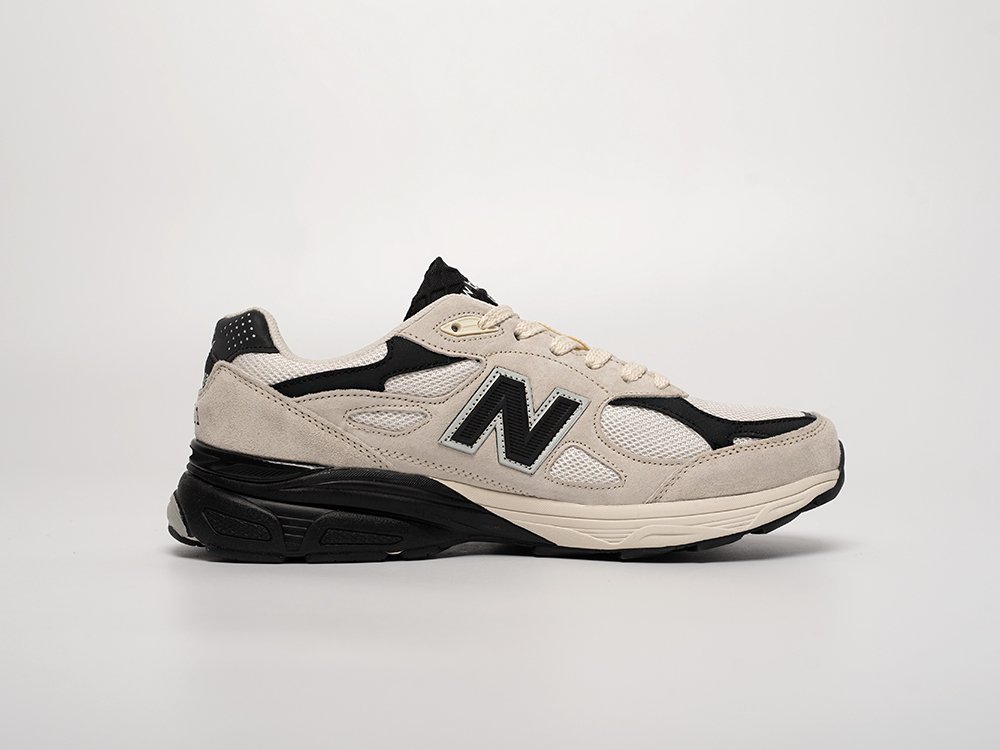 Кроссовки New Balance 990 v3