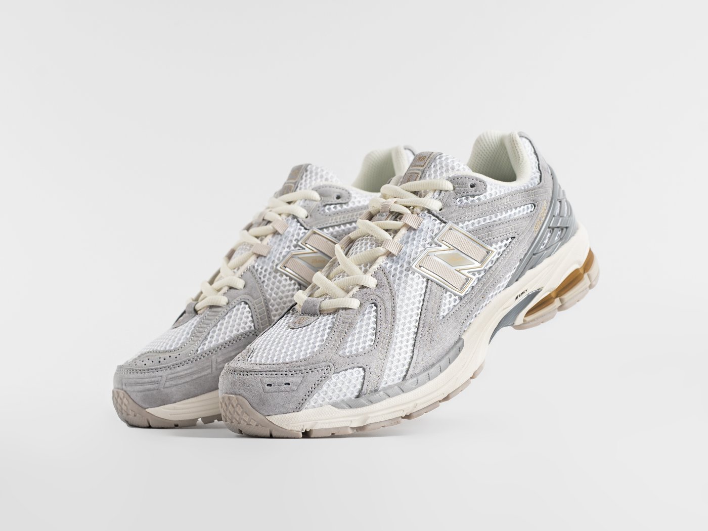 Кроссовки New Balance 1906R