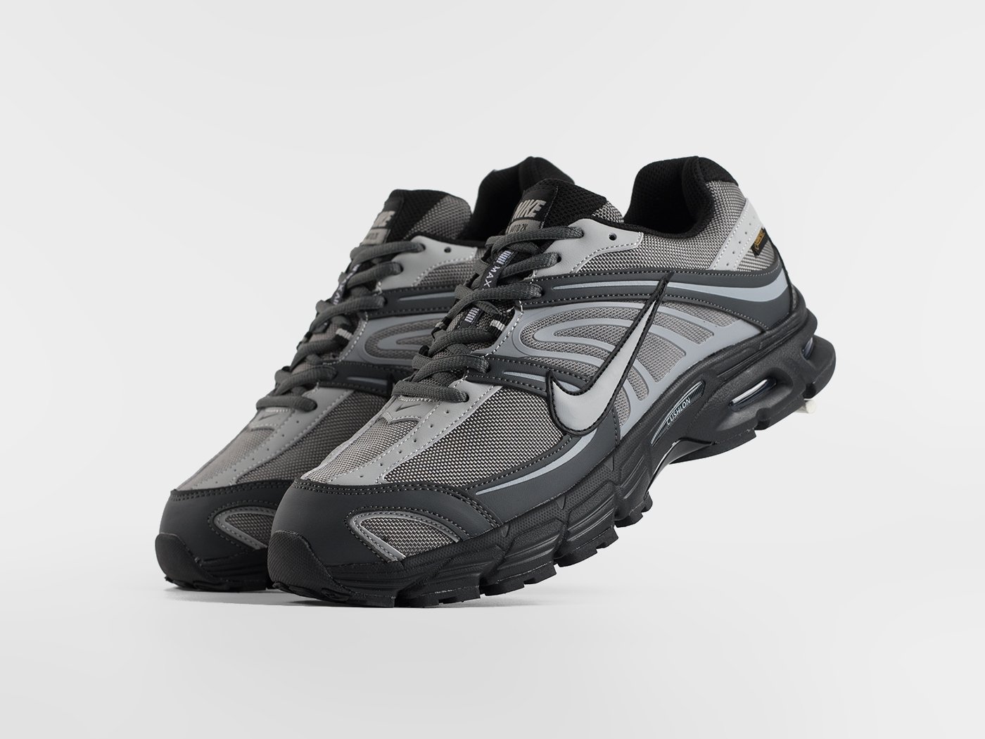 Кроссовки Nike