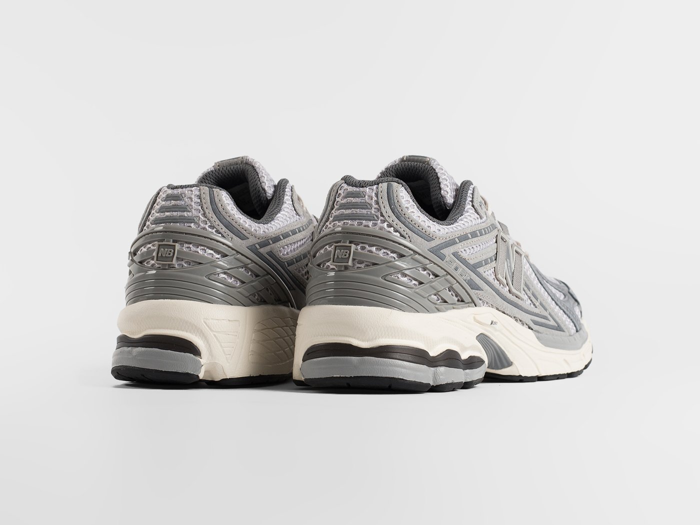 Кроссовки New Balance 1906R