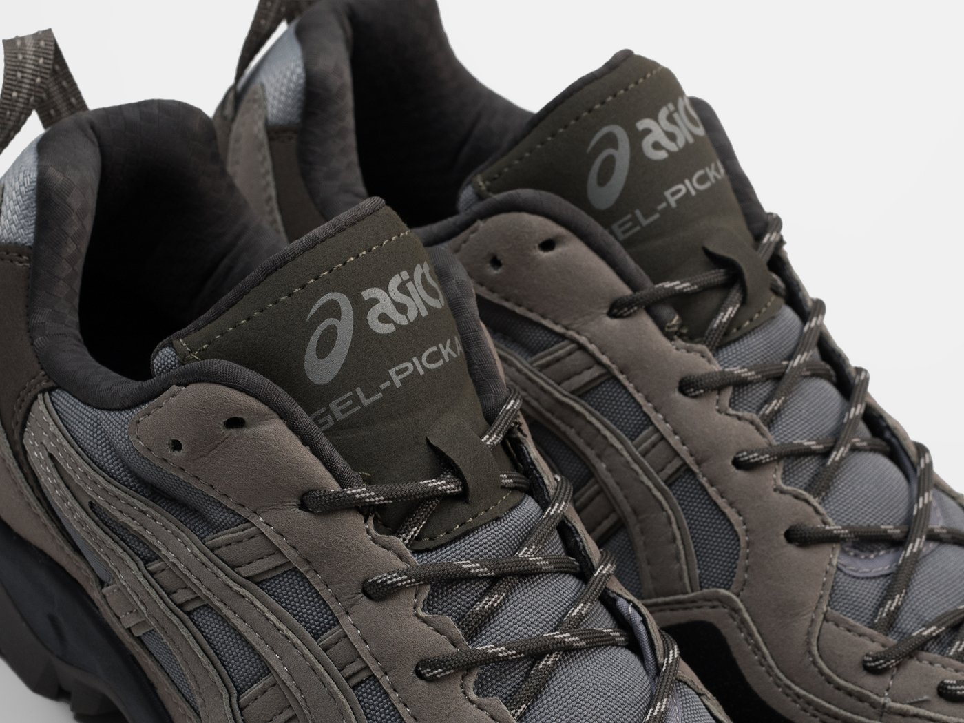 Кроссовки Asics GEL PICKAX