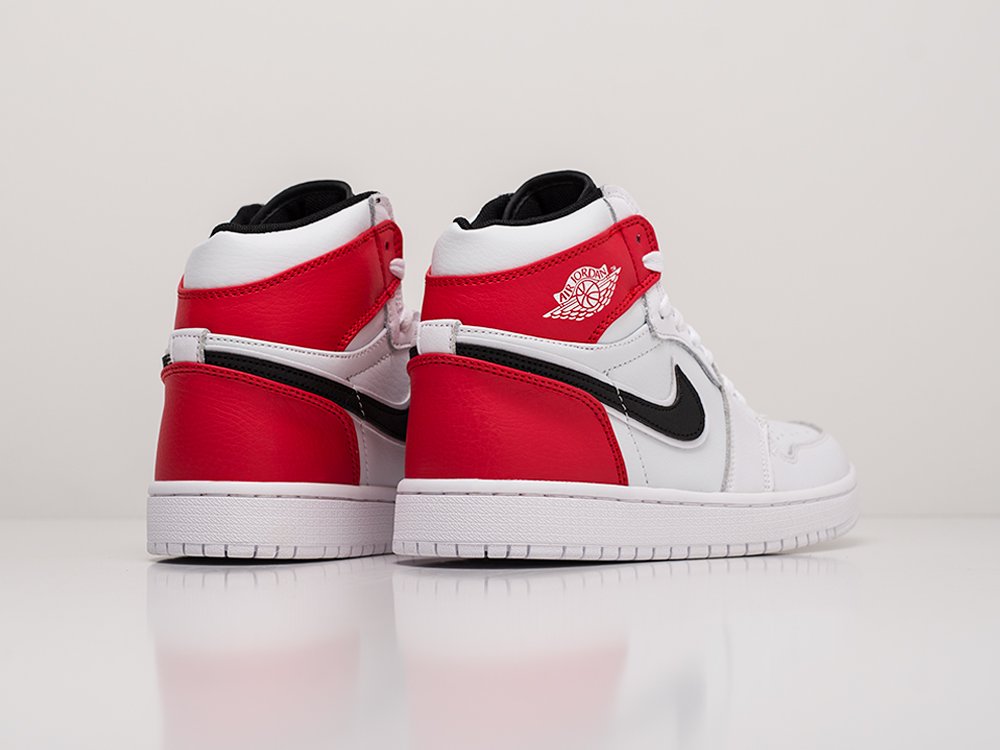Кроссовки Nike Air Jordan 1 High