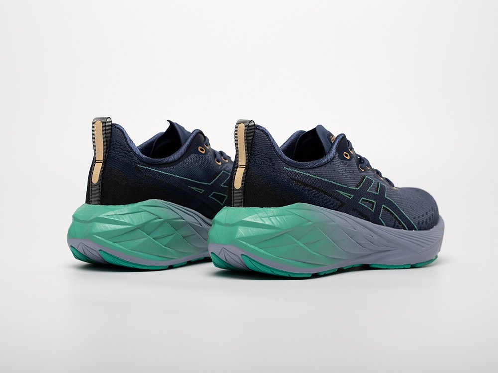 Кроссовки Asics Novablast 4
