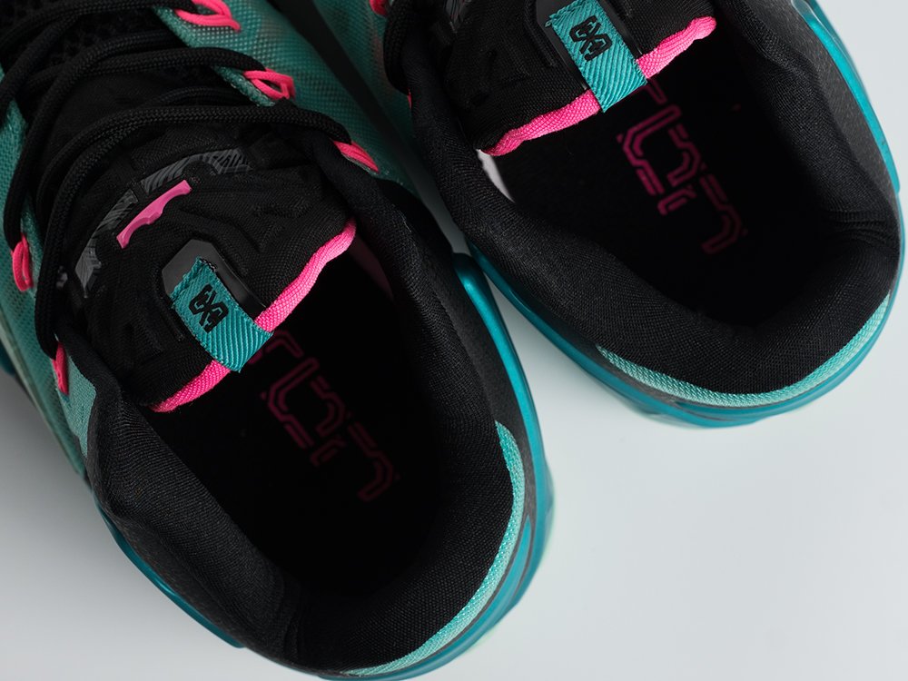 Кроссовки Nike Lebron 11