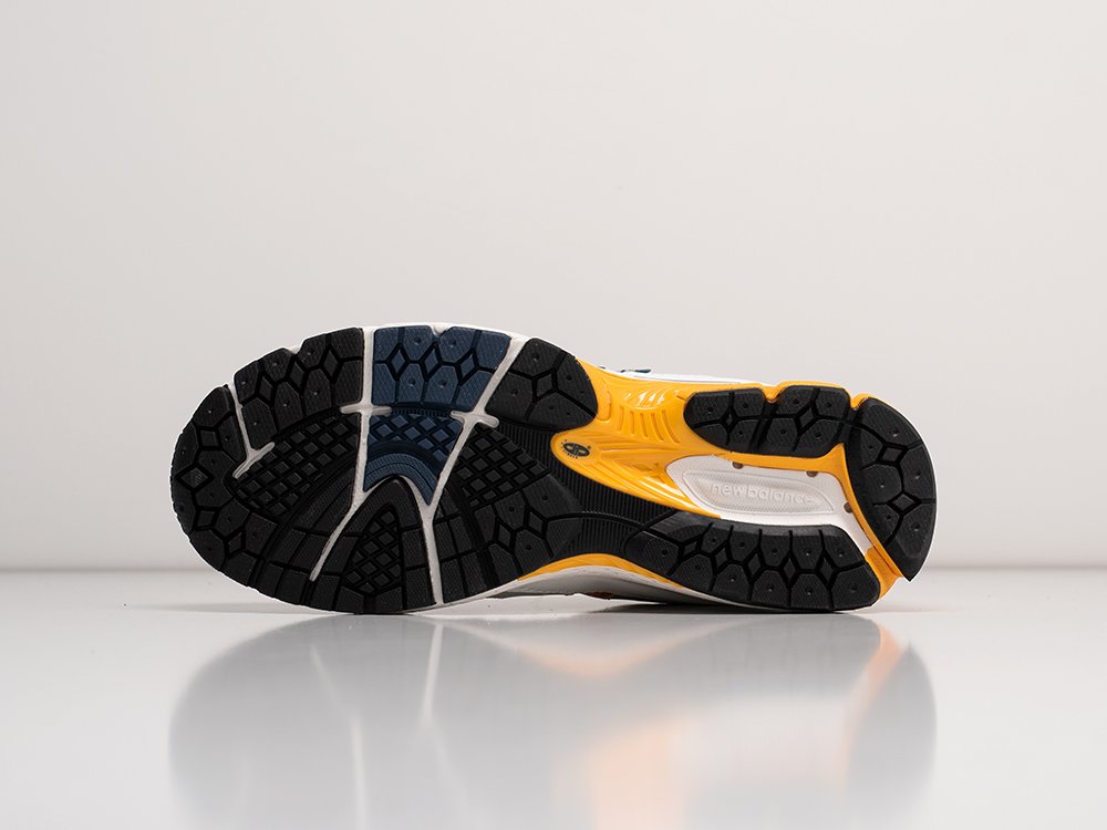 Кроссовки New Balance 2002R