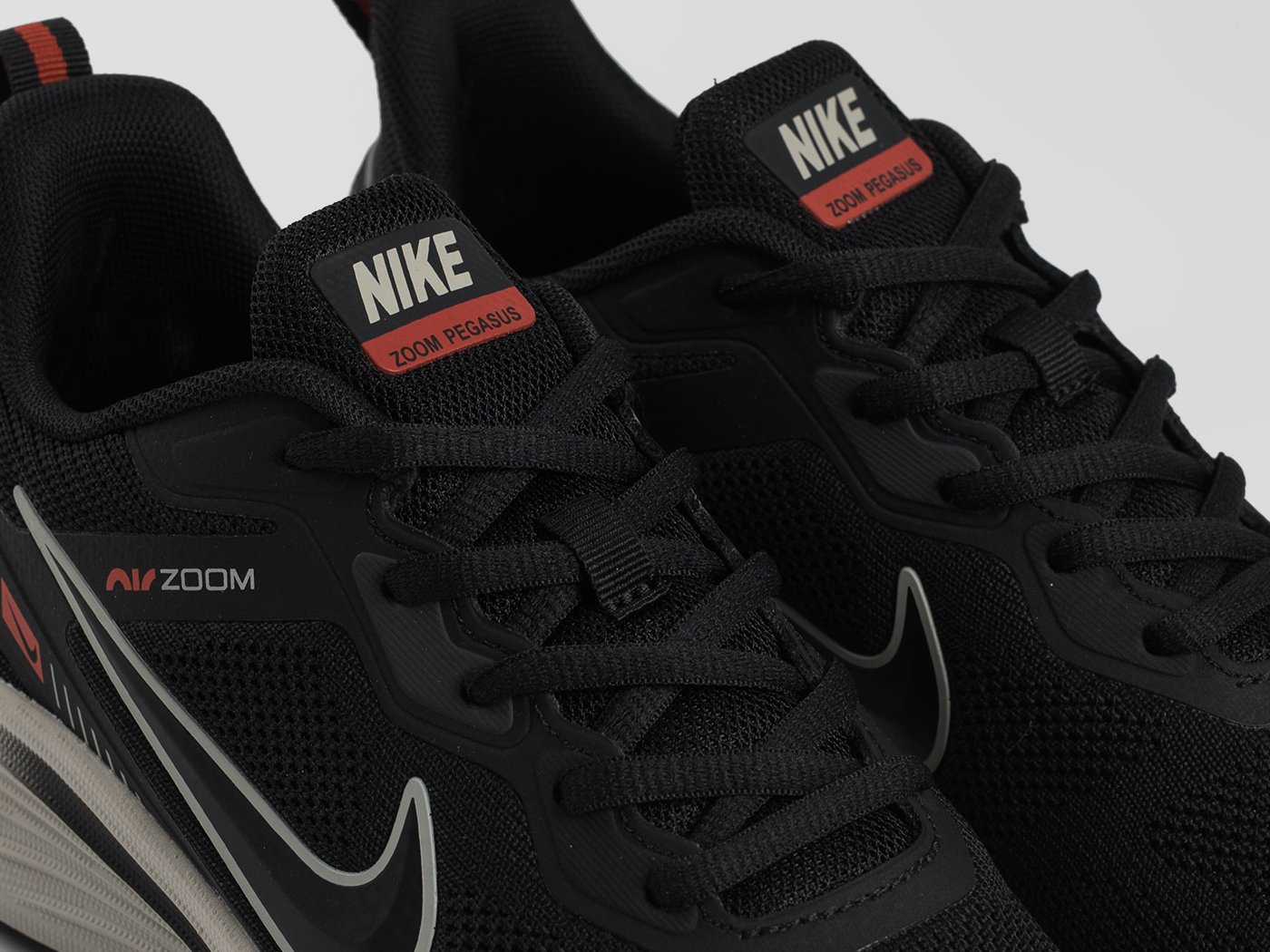 Кроссовки Nike