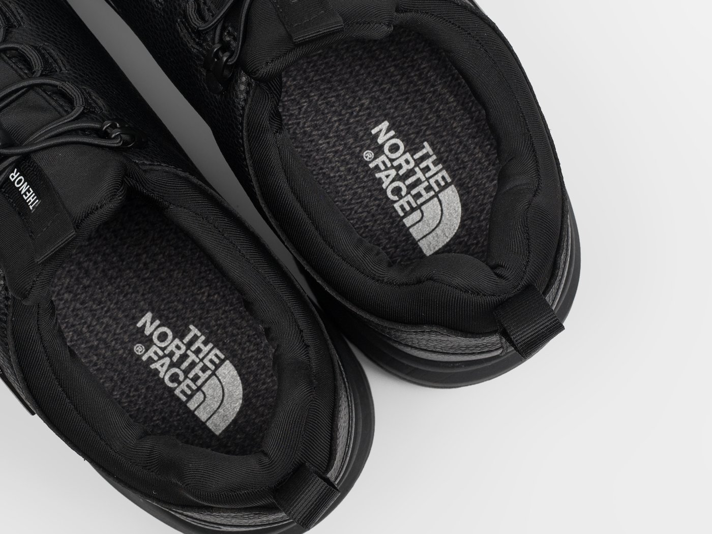 Кроссовки The North Face