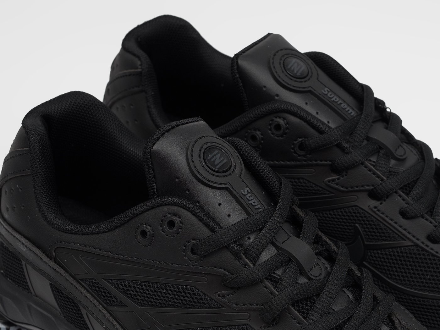 Кроссовки Supreme x Nike Shox Ride 2 SP