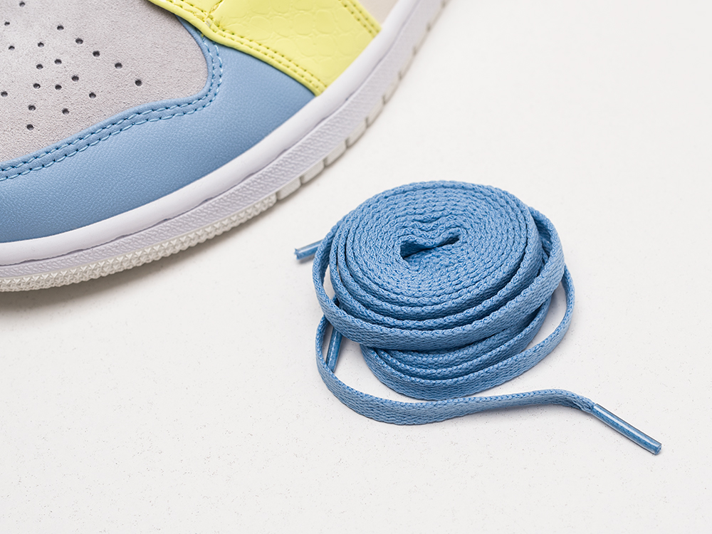 Кроссовки Nike Air Jordan 1 Mid