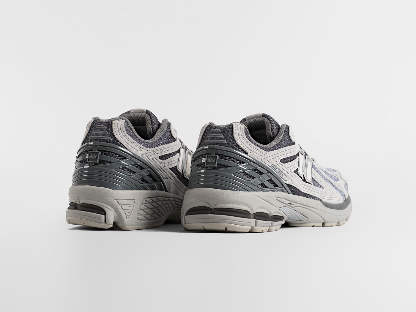 Кроссовки New Balance 1906R