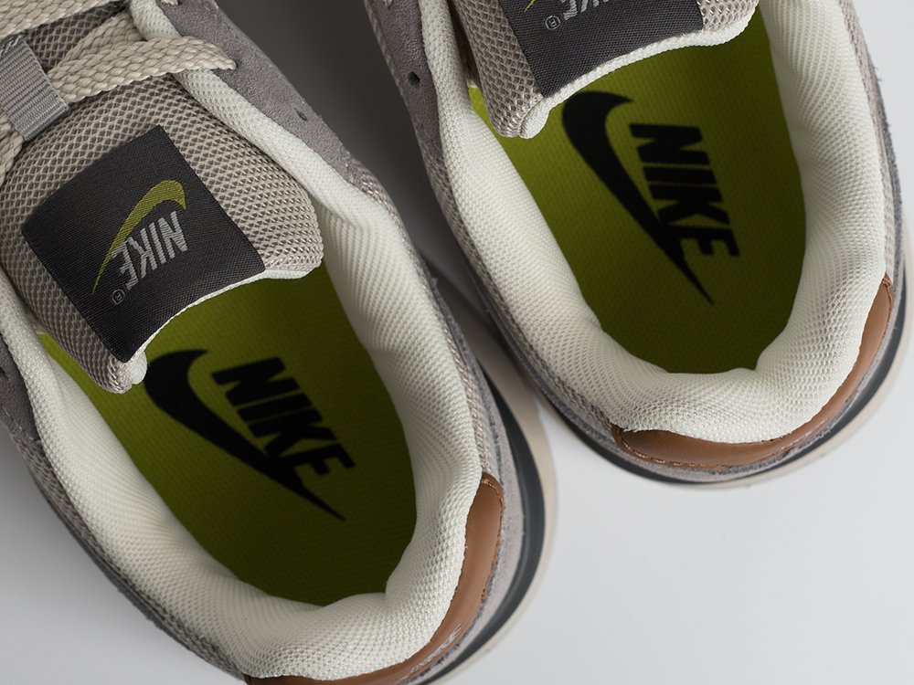 Кроссовки Nike