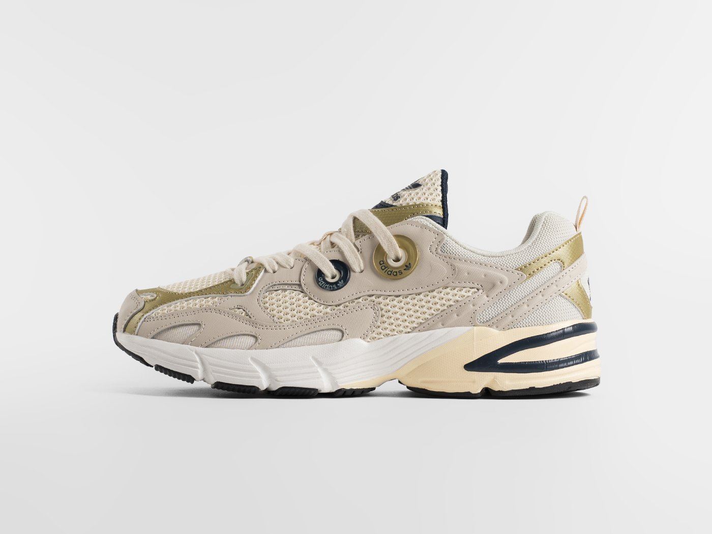 Кроссовки Adidas Astir