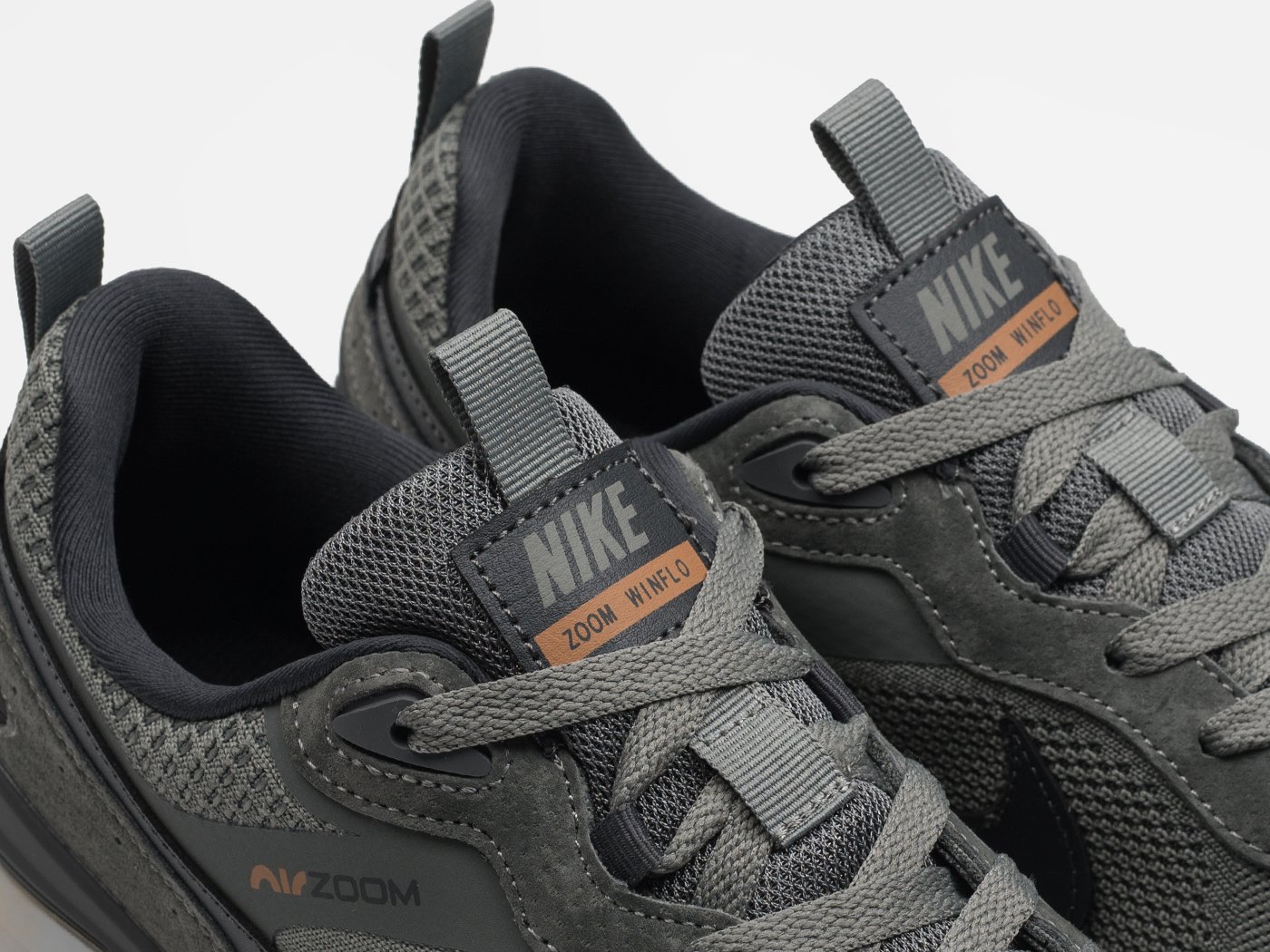Кроссовки Nike