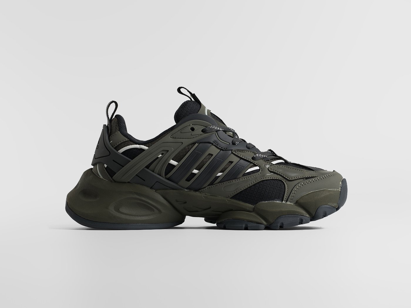 Кроссовки Adidas Vento XLG Deluxe