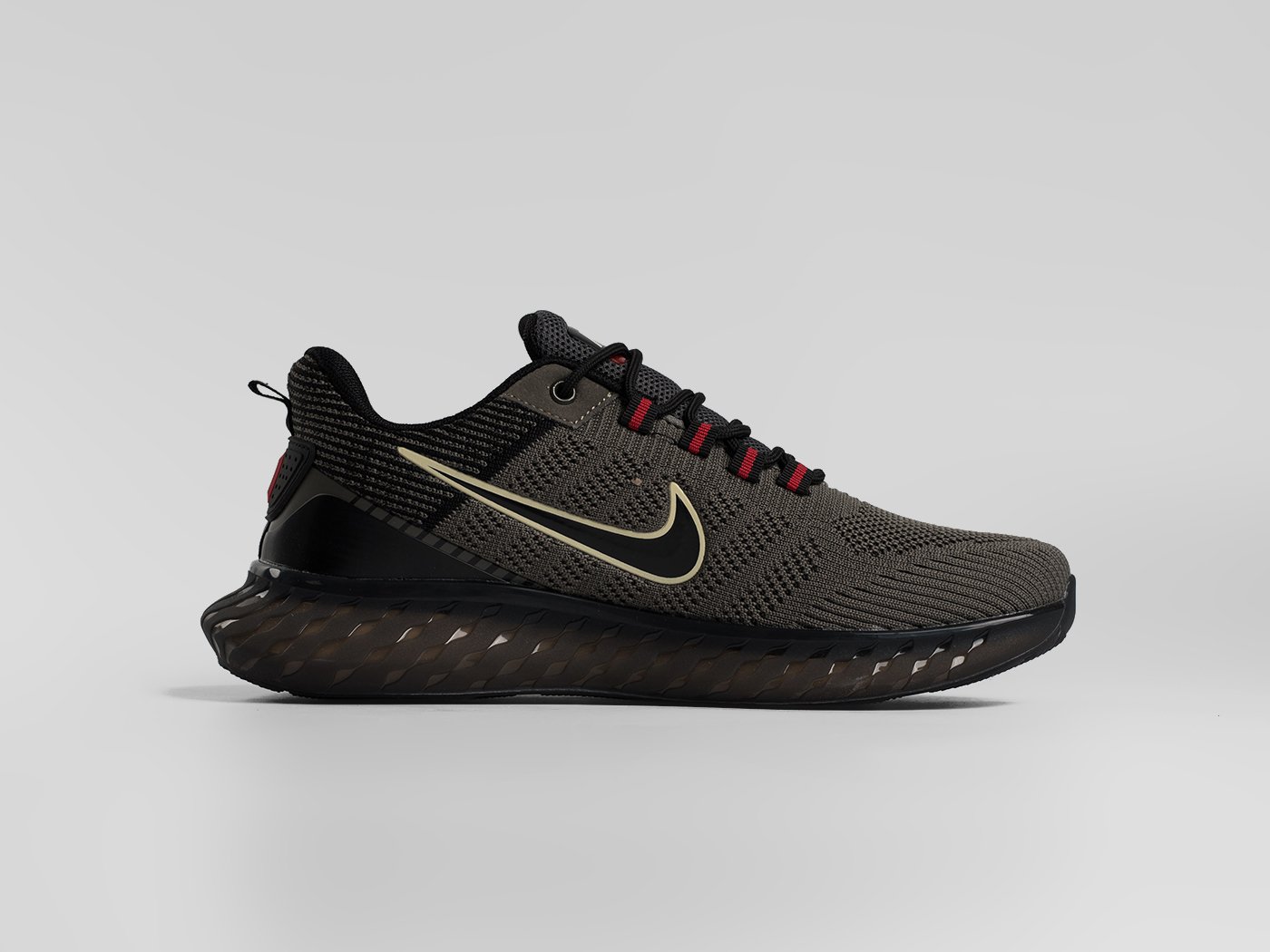 Кроссовки Nike