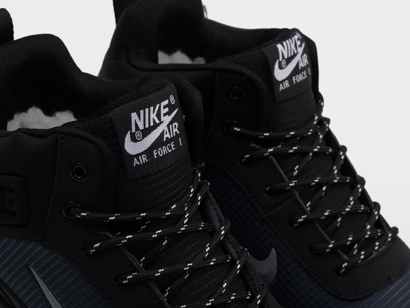 Зимние кроссовки Nike Rivah Mid