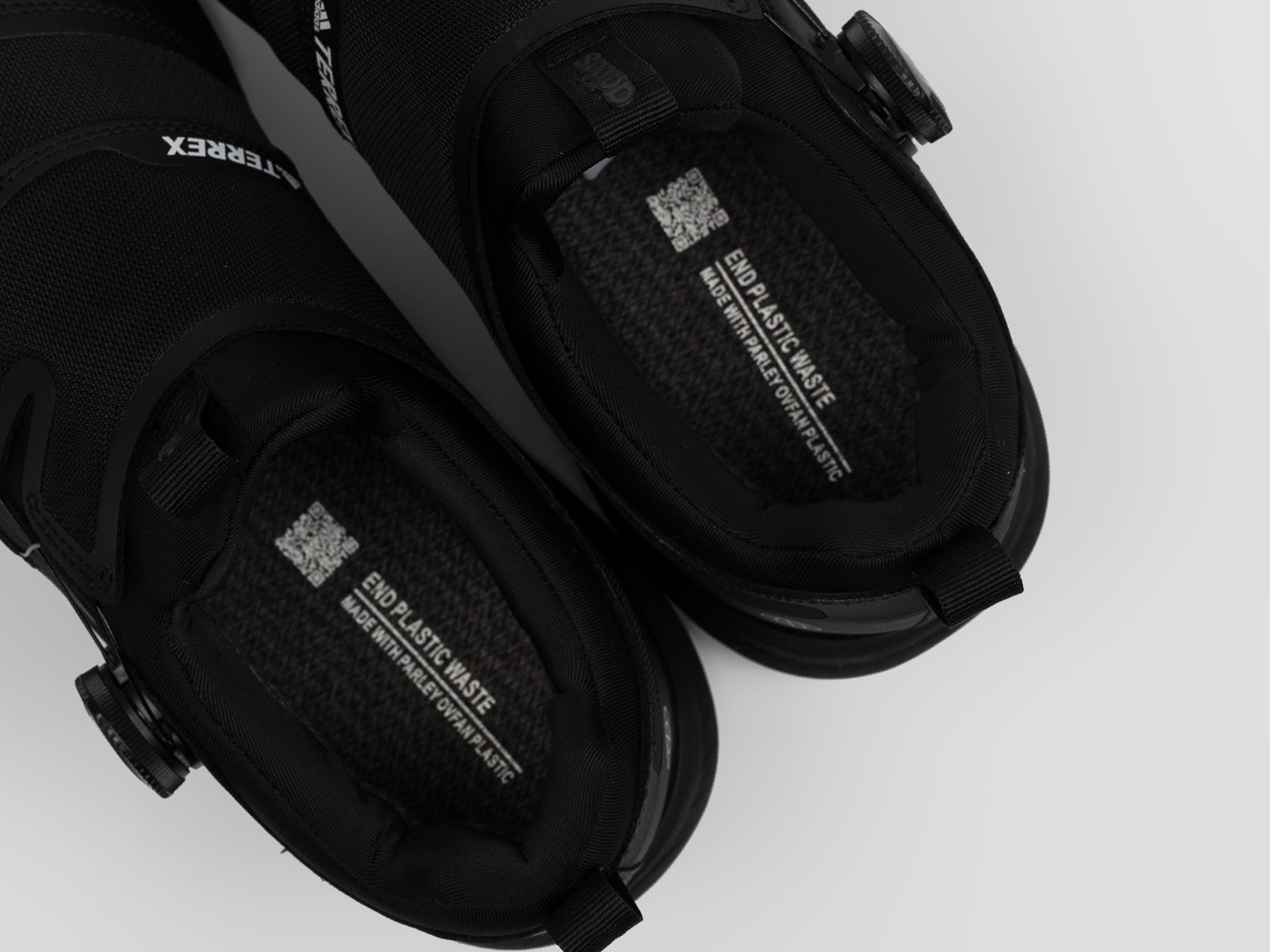 Кроссовки Adidas