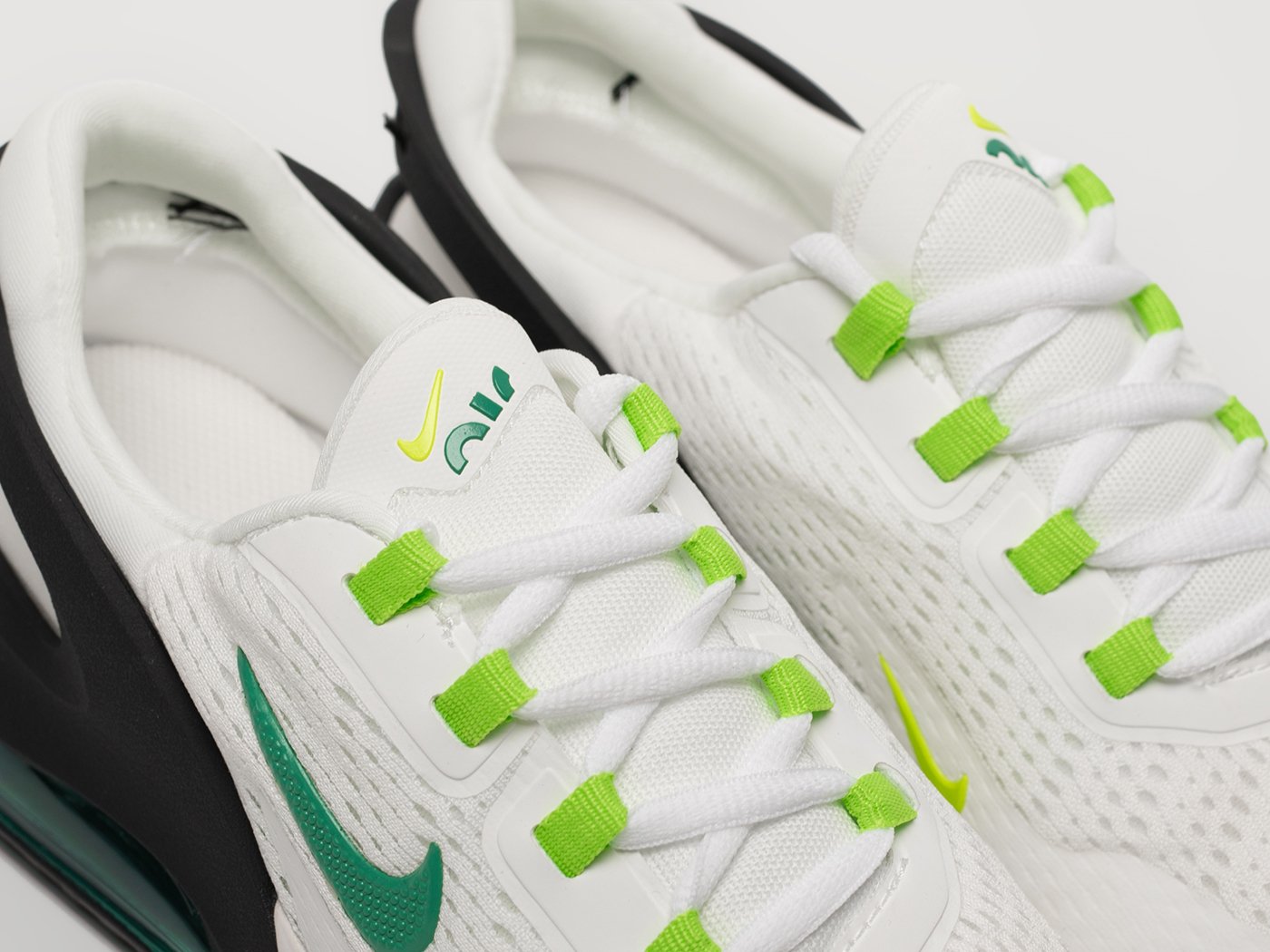 Кроссовки Nike Air Max 270 GO