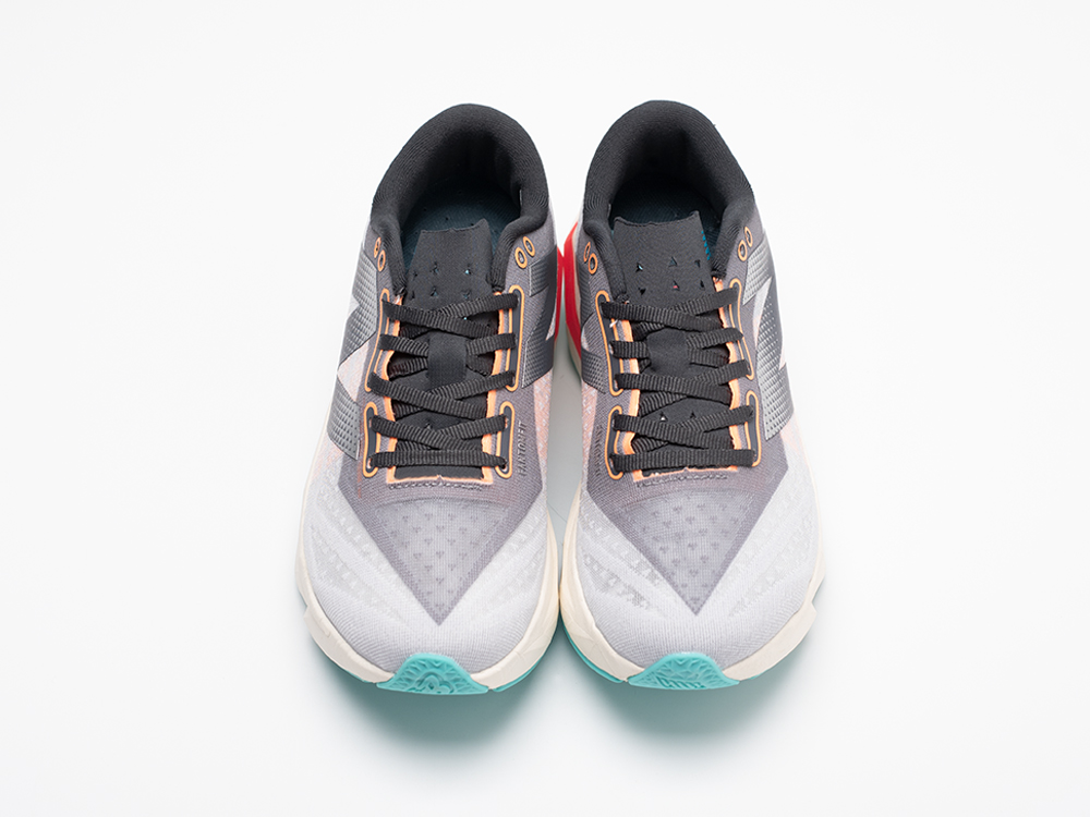 Кроссовки New Balance SC Elite v4