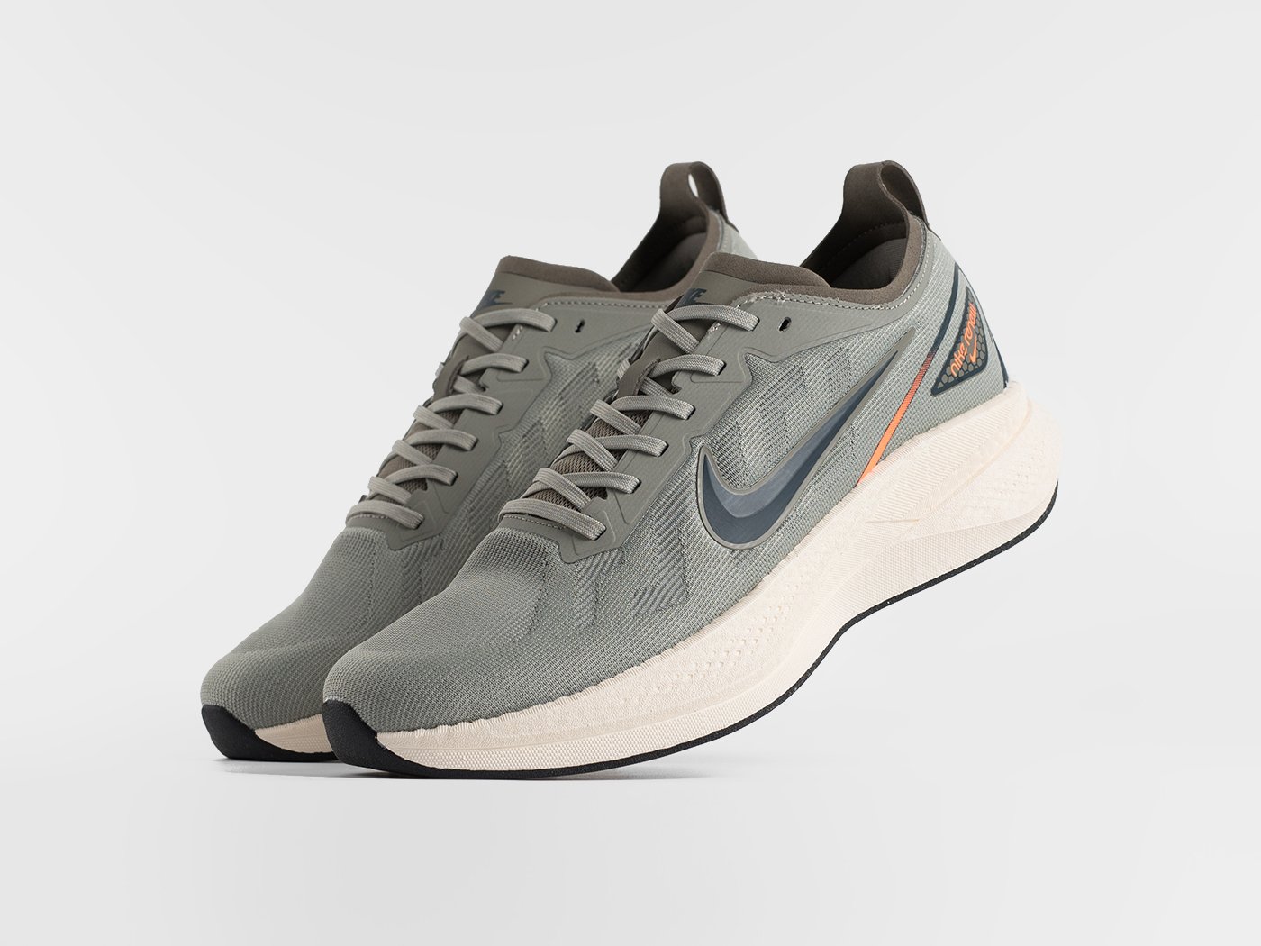Кроссовки Nike Renew