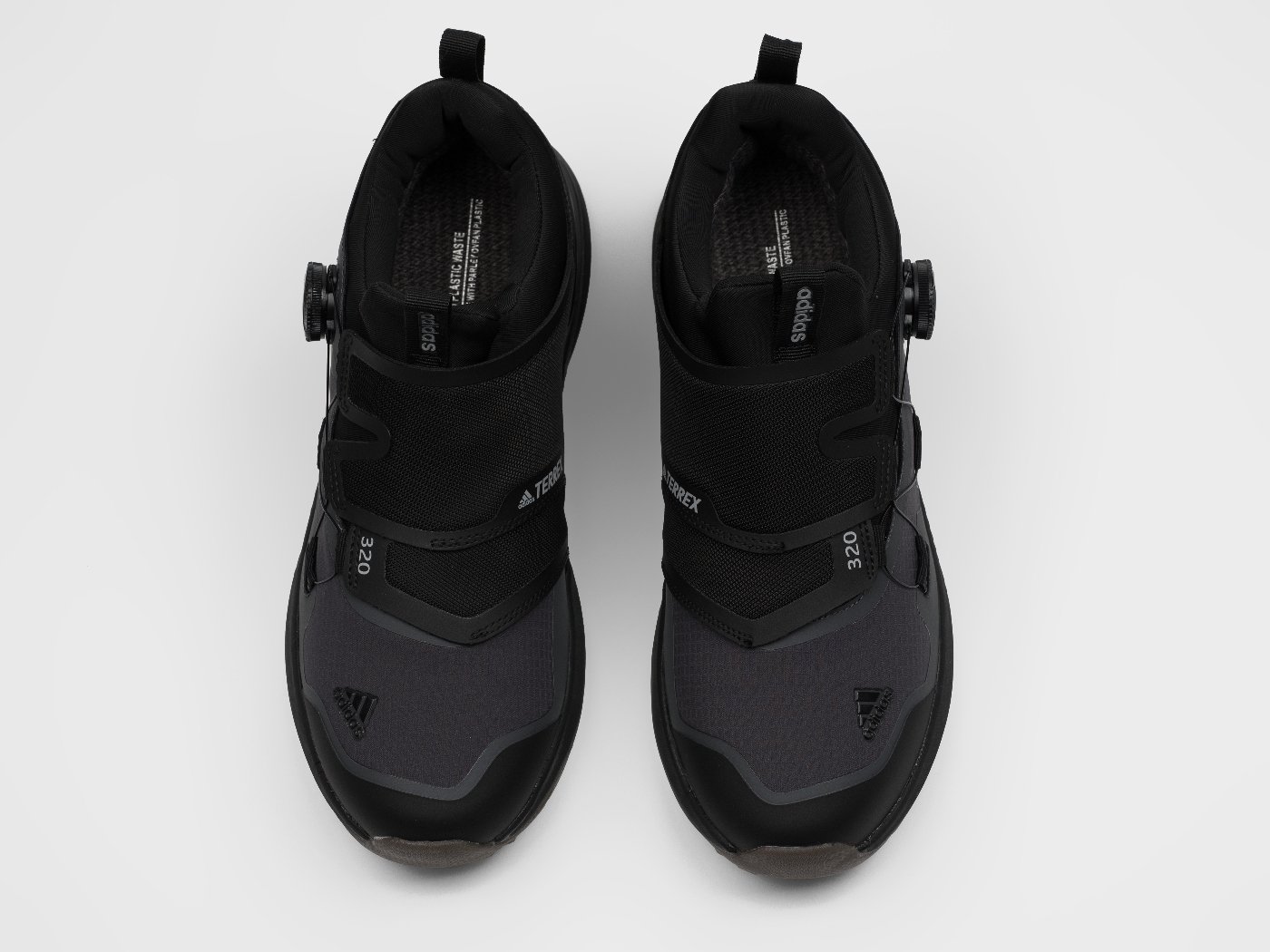 Кроссовки Adidas