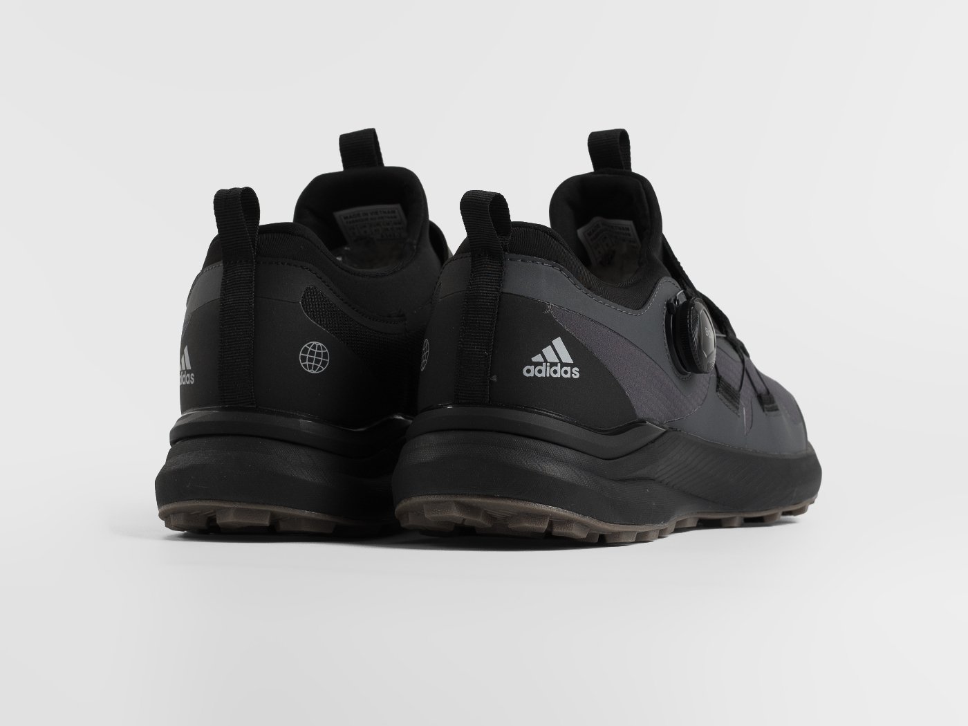 Кроссовки Adidas