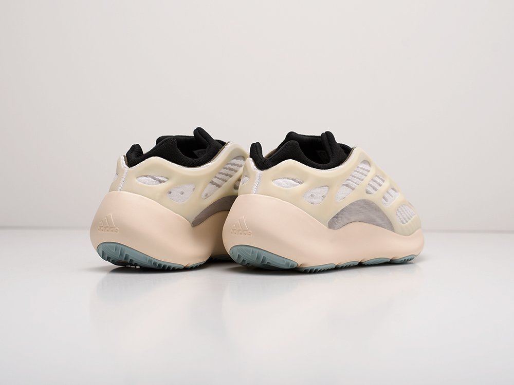 Кроссовки Adidas Yeezy Boost 700 v3