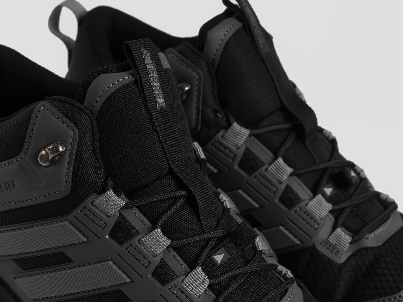 Зимние Кроссовки Adidas Terrex AX4 Mid