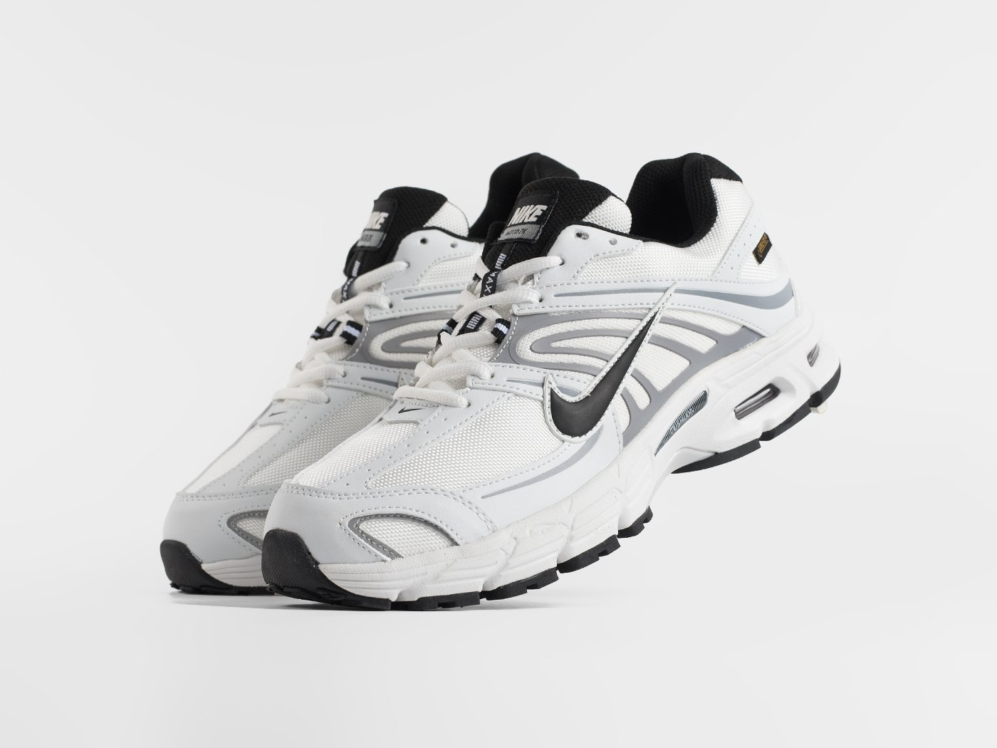 Кроссовки Nike