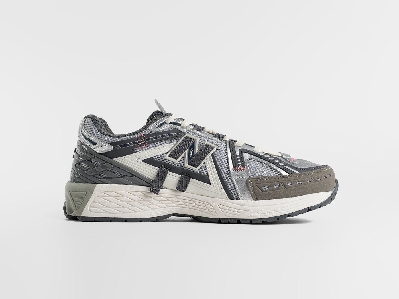 Кроссовки New Balance 1906A