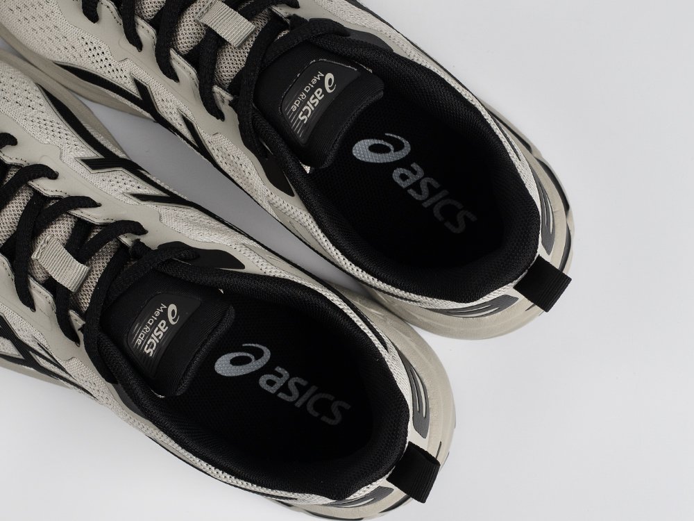 Кроссовки Asics