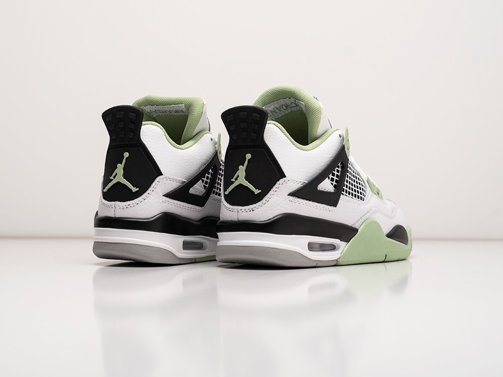 Кроссовки Nike Air Jordan 4 Retro