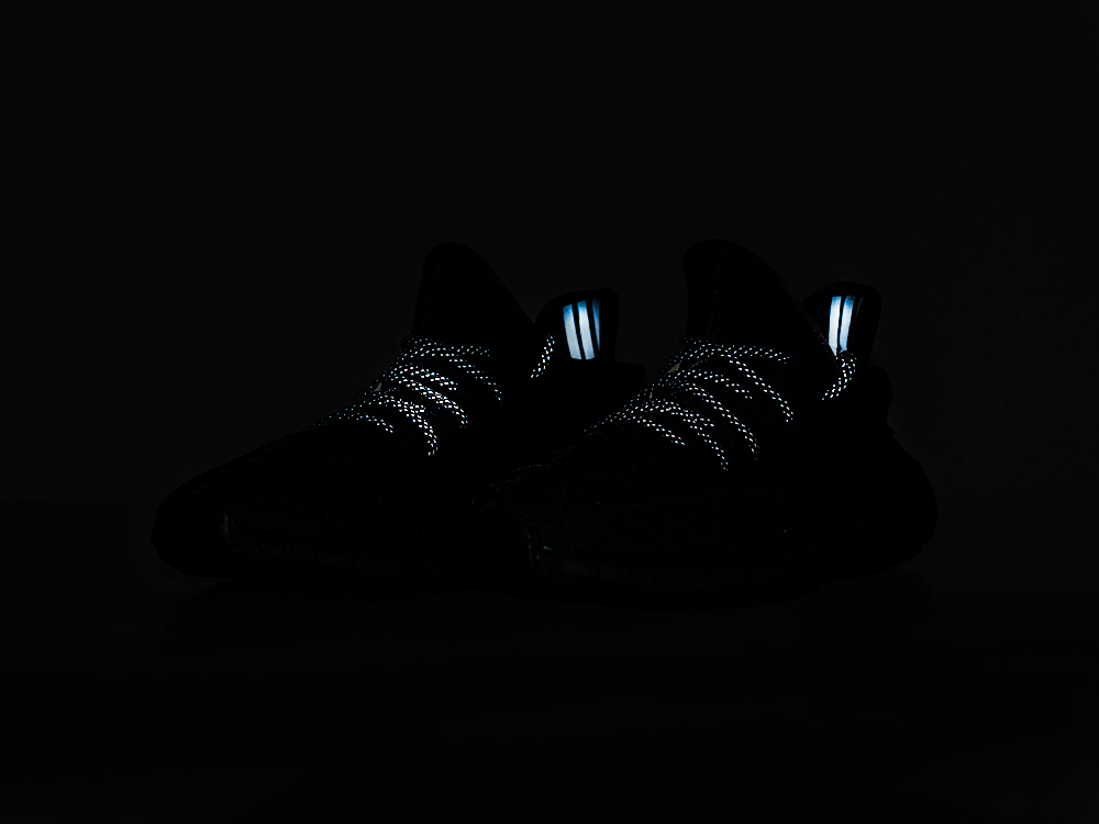 Кроссовки Adidas Yeezy 350 Boost v2