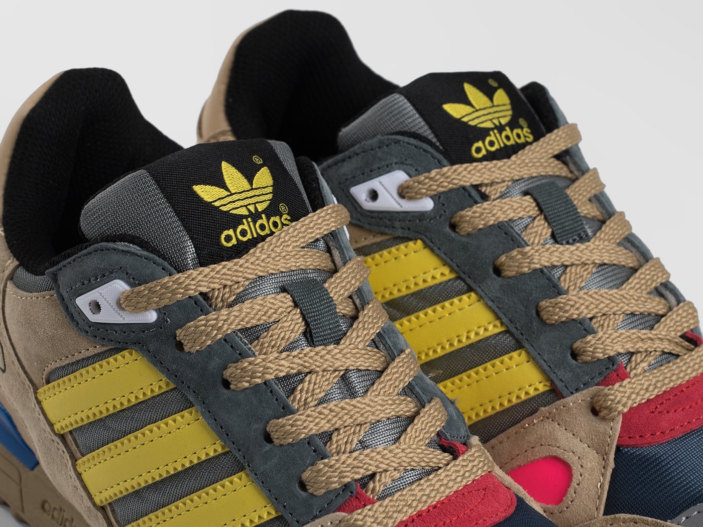 Кроссовки Adidas ZX 750